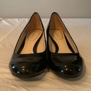 Black slightly thick heels